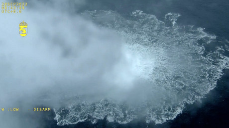 natural_gas_leaking_above_destroyed_nordstream_pipelines_baltic_sea.jpg